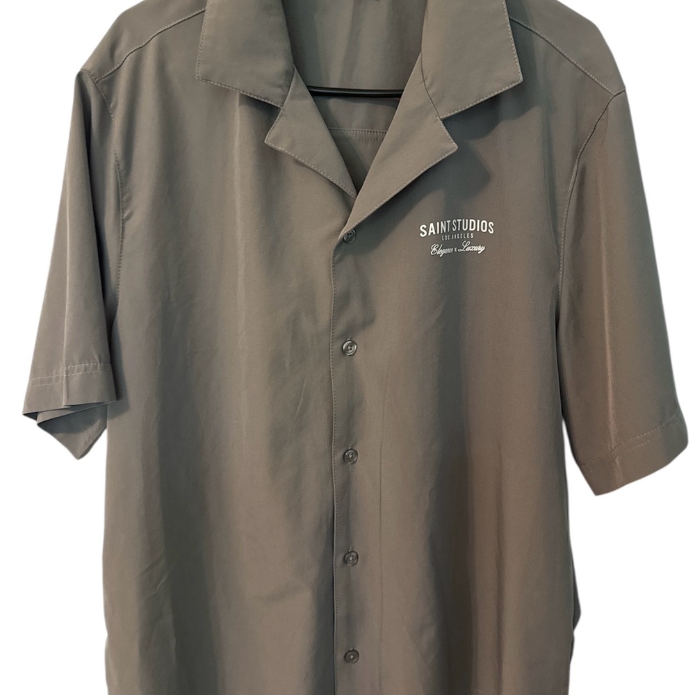 Mens Saints Graphic Shirt Small Collar Front Button Closure Short Sleeve Grey